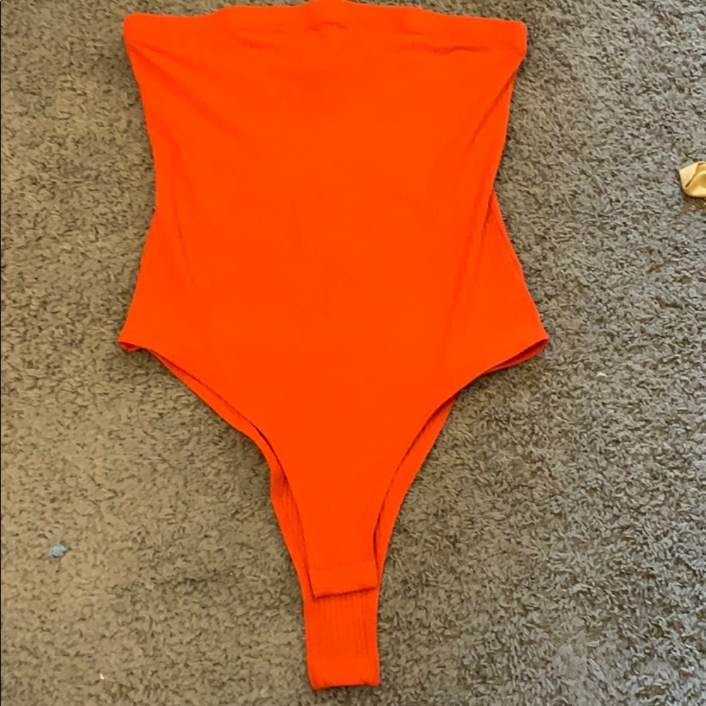 Striated Orange/Red strapless Body suit